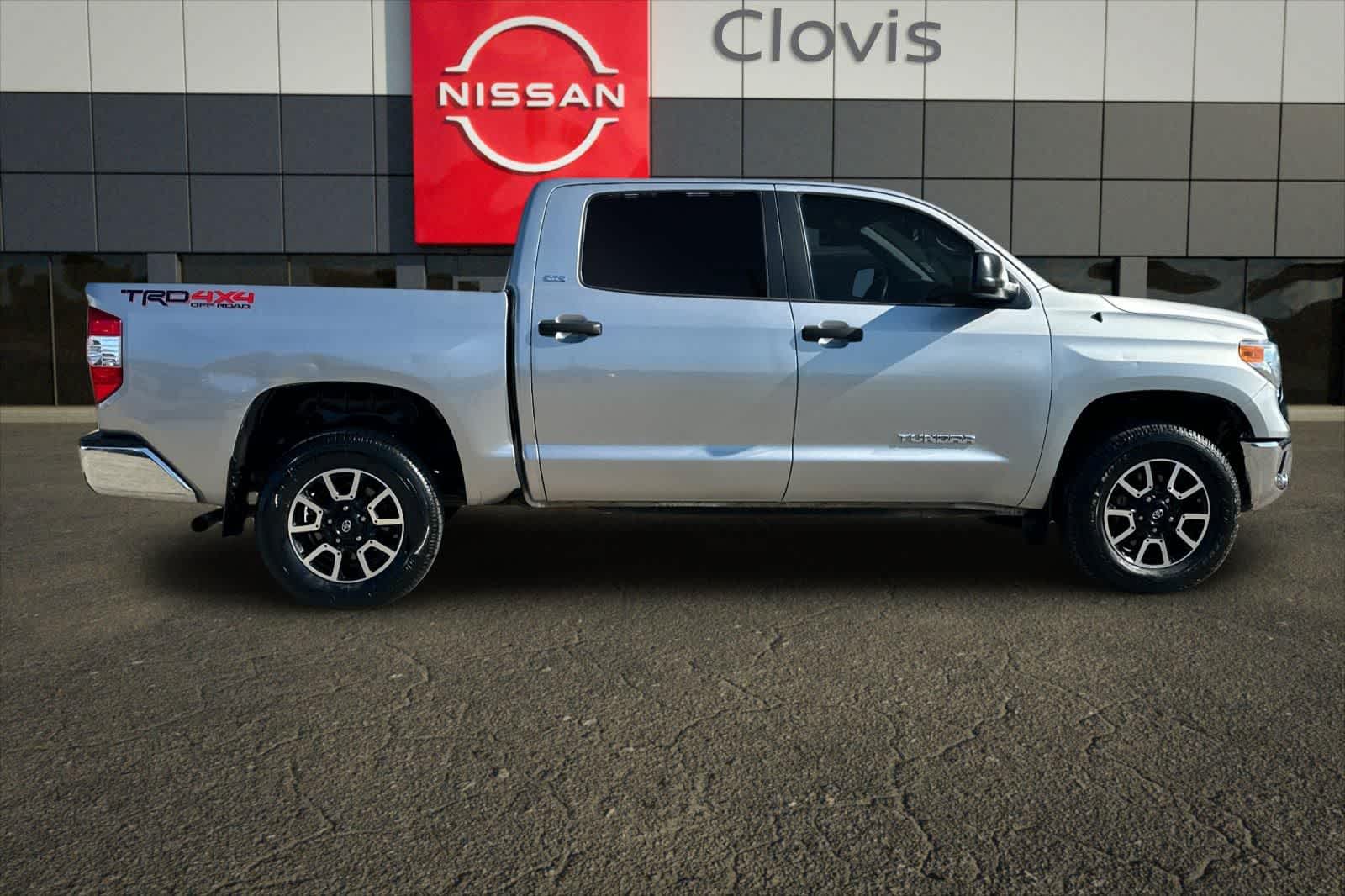 Thumbnail: 2014 Toyota Tundra - 9
