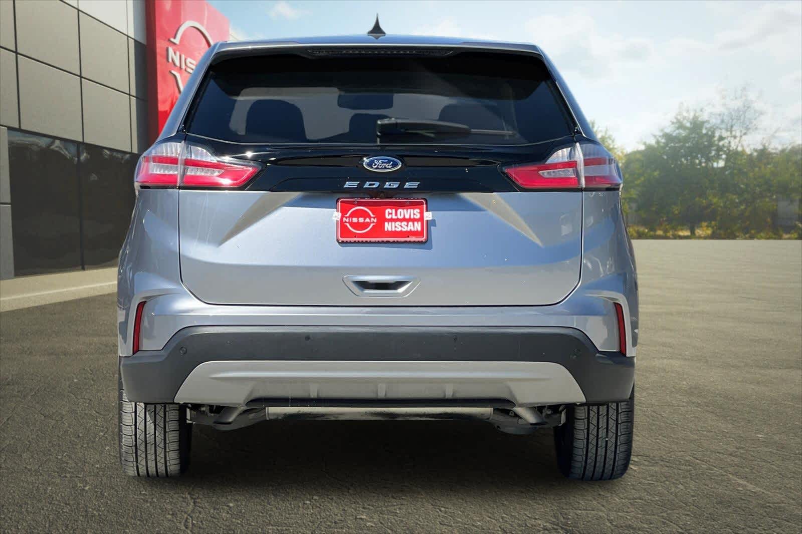Thumbnail: 2022 Ford Edge - 8