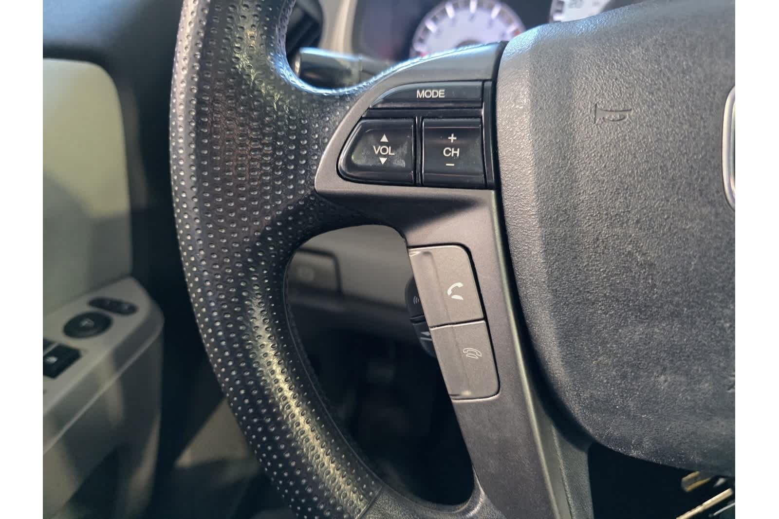 Thumbnail: 2015 Honda Pilot - 26