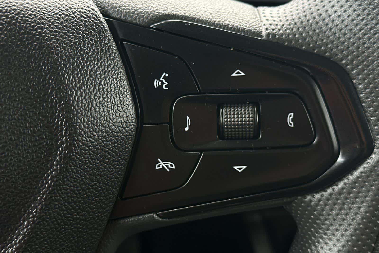 Thumbnail: 2025 Chevrolet TrailBlazer - 28