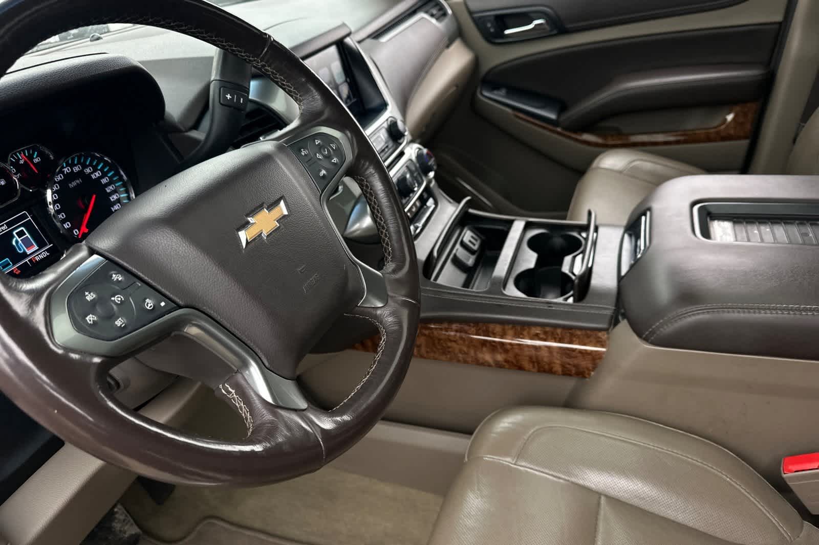 Thumbnail: 2018 Chevrolet Suburban - 12