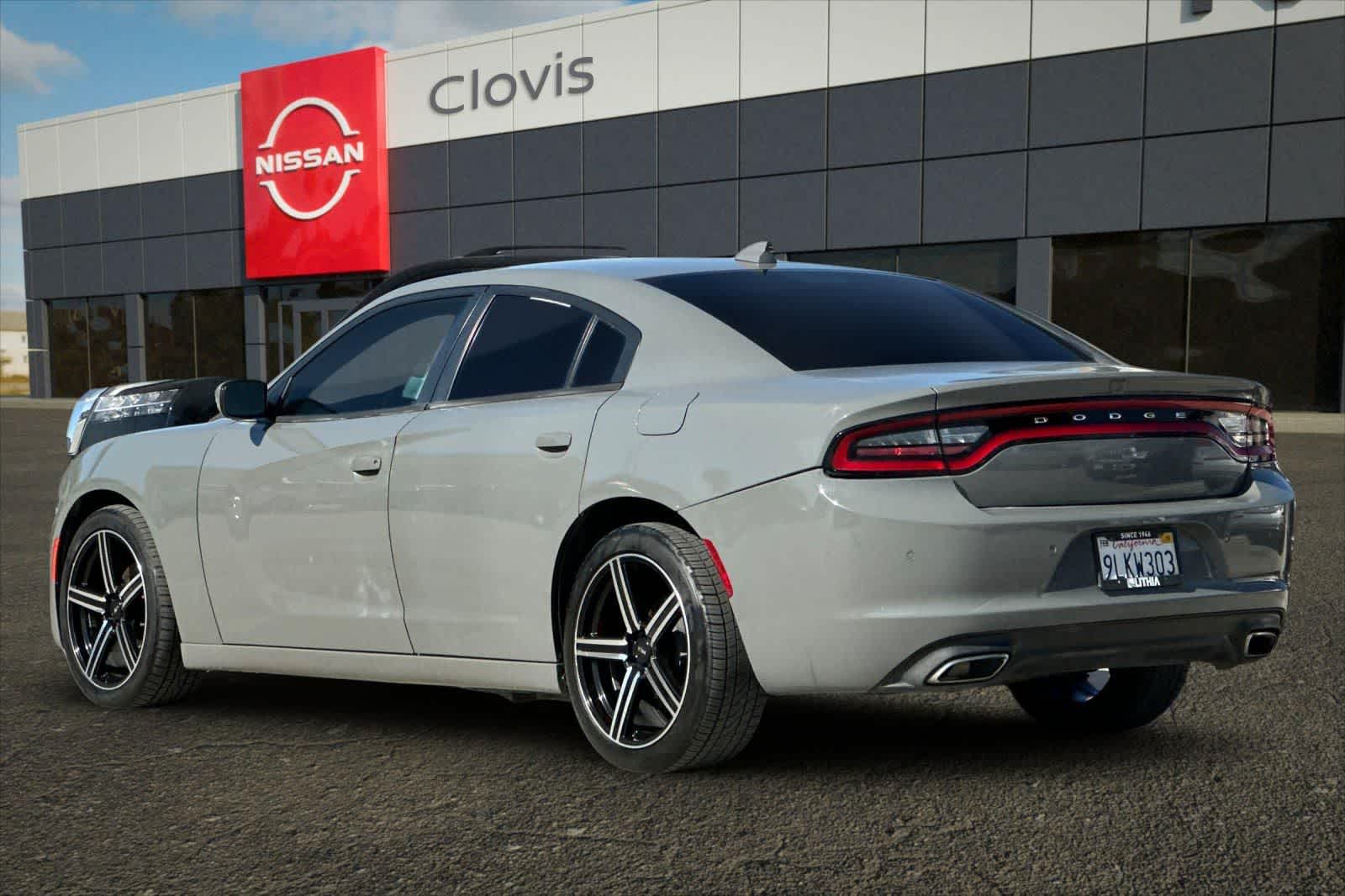 Thumbnail: 2018 Dodge Charger - 7