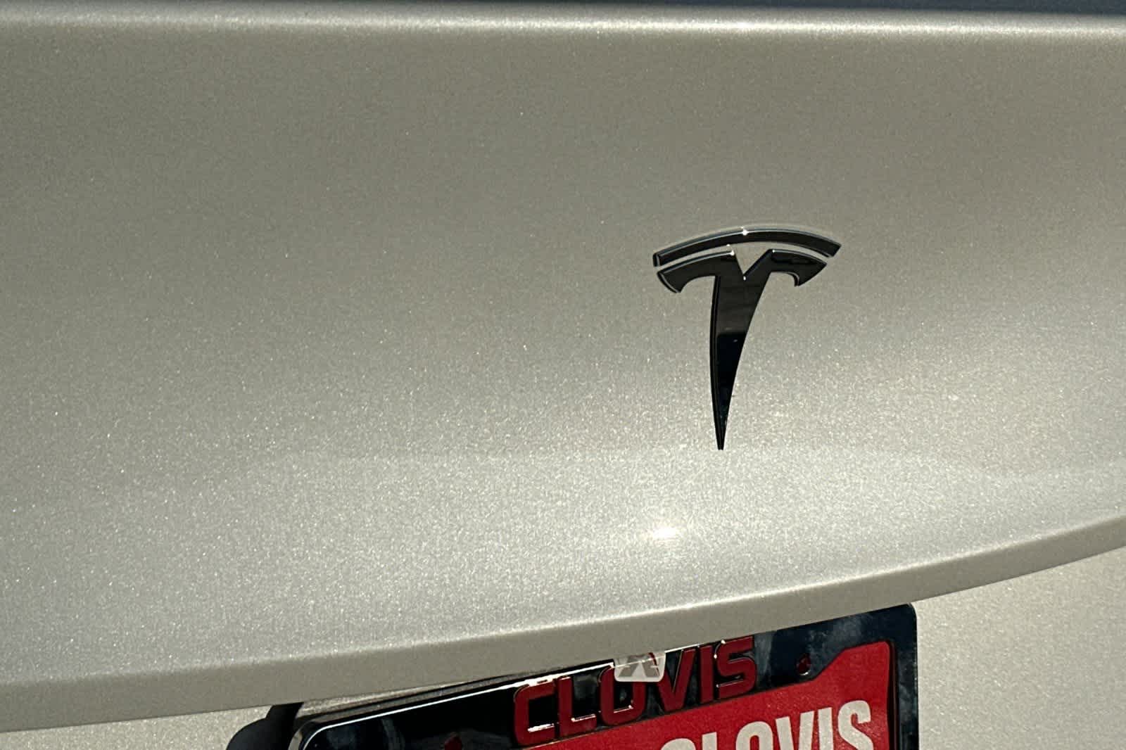 Thumbnail: 2022 Tesla Model Y - 15