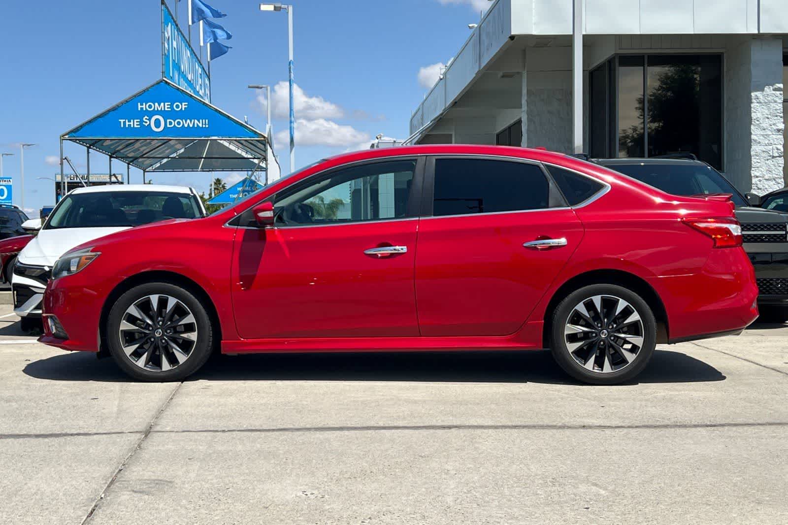 Thumbnail: 2016 Nissan Sentra - 6