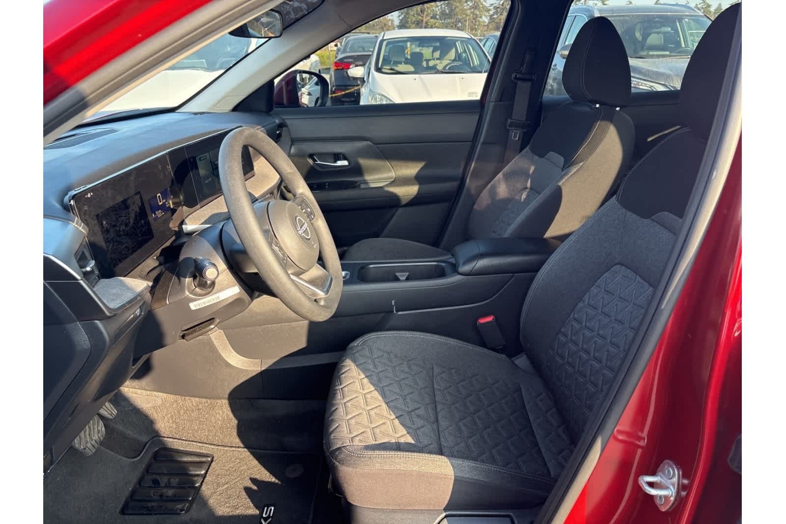 Thumbnail: 2025 Nissan Kicks - 12