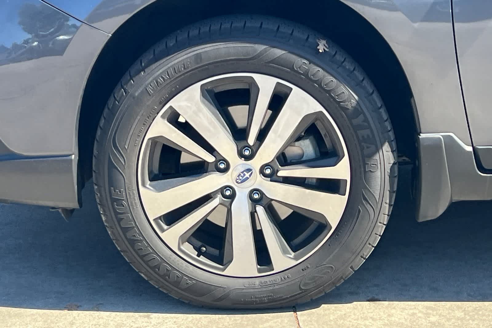 Thumbnail: 2019 Subaru Outback - 12