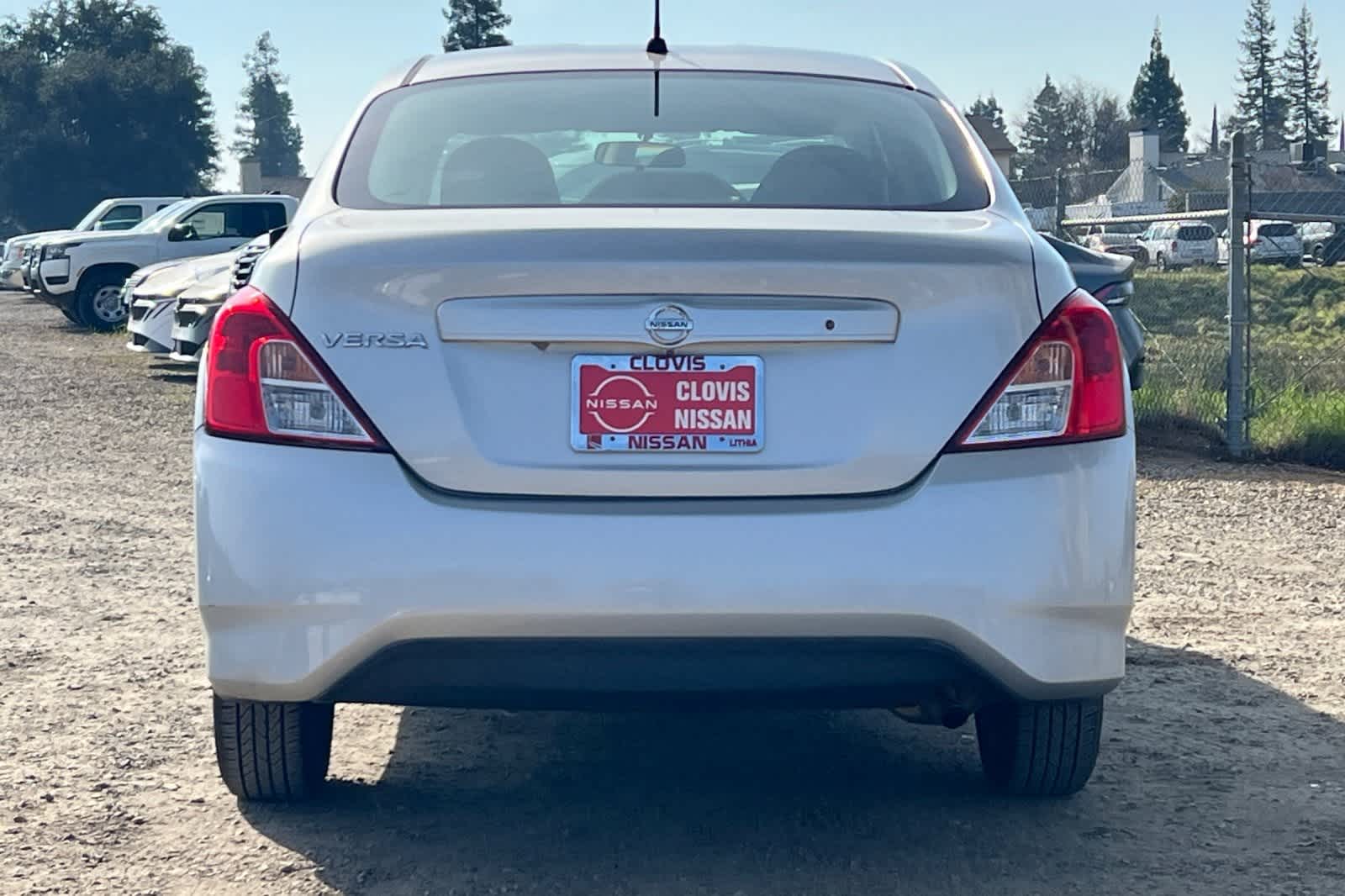 Thumbnail: 2017 Nissan Versa - 8