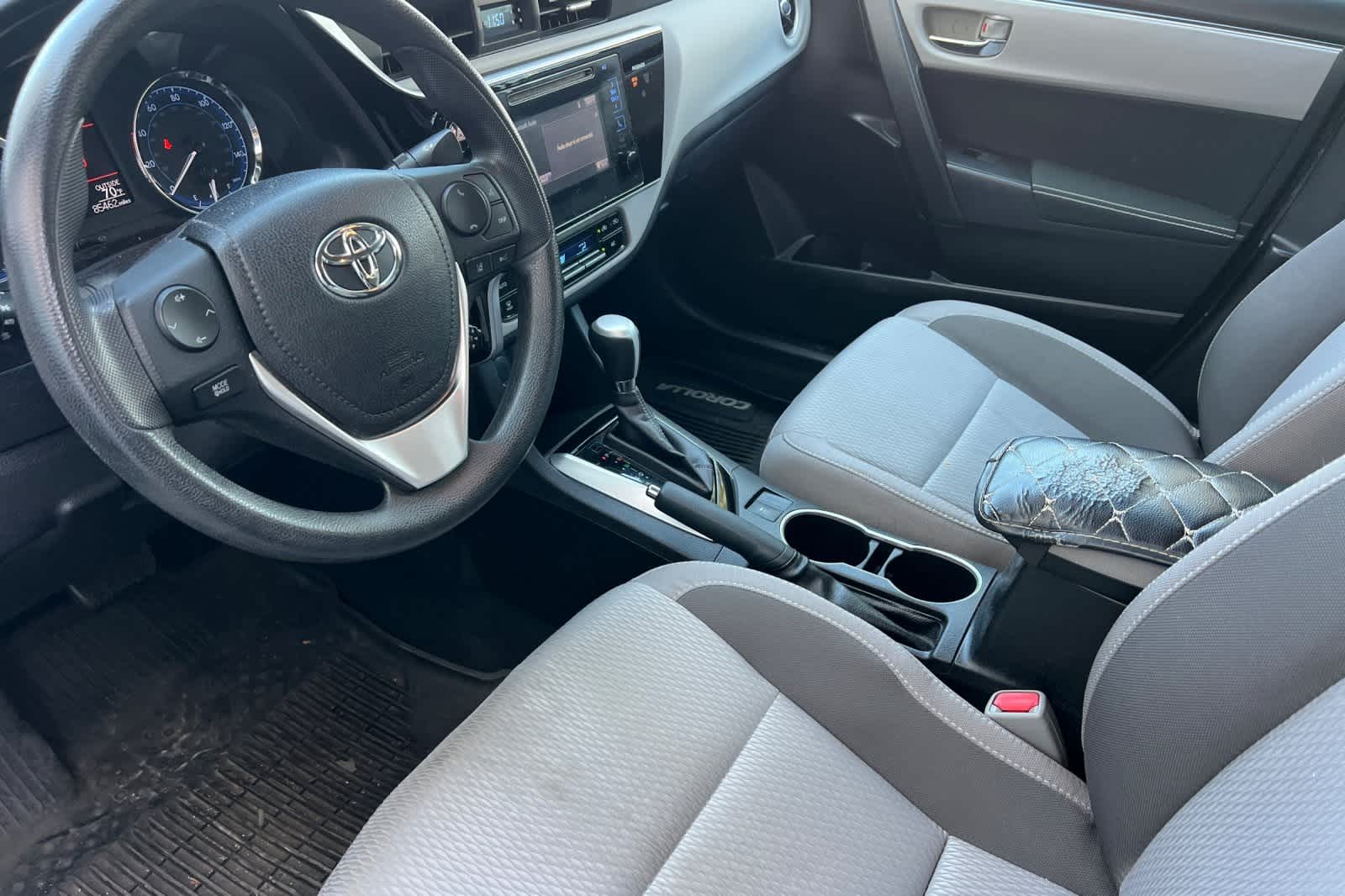 Thumbnail: 2017 Toyota Corolla - 12