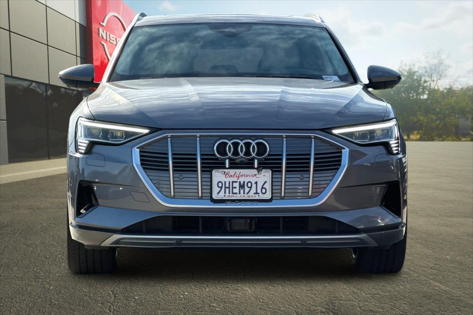 Thumbnail: 2019 Audi e-tron - 11