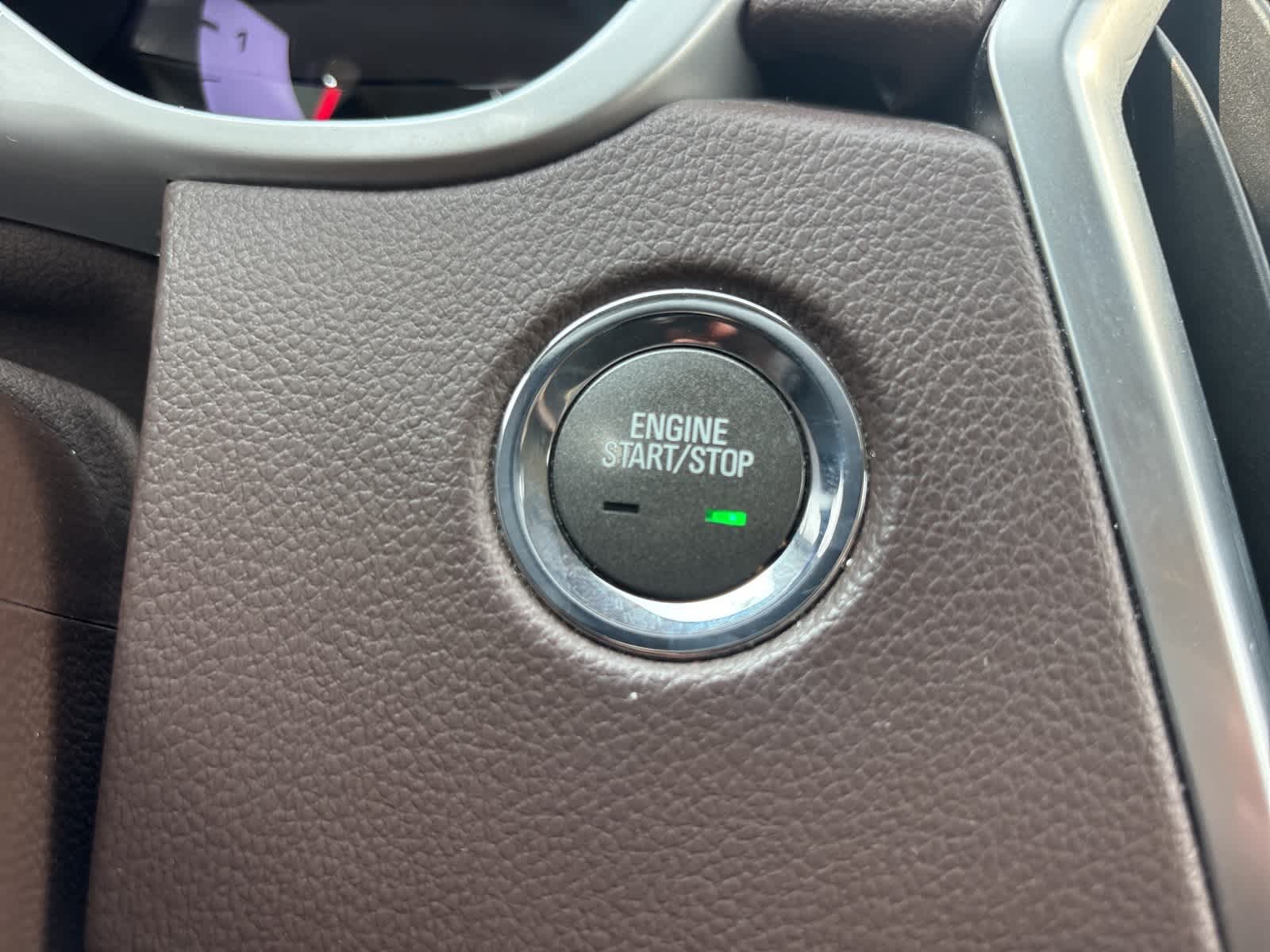 Thumbnail: 2011 Cadillac SRX - 21