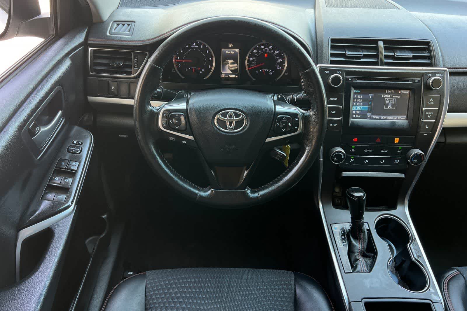 Thumbnail: 2015 Toyota Camry - 15