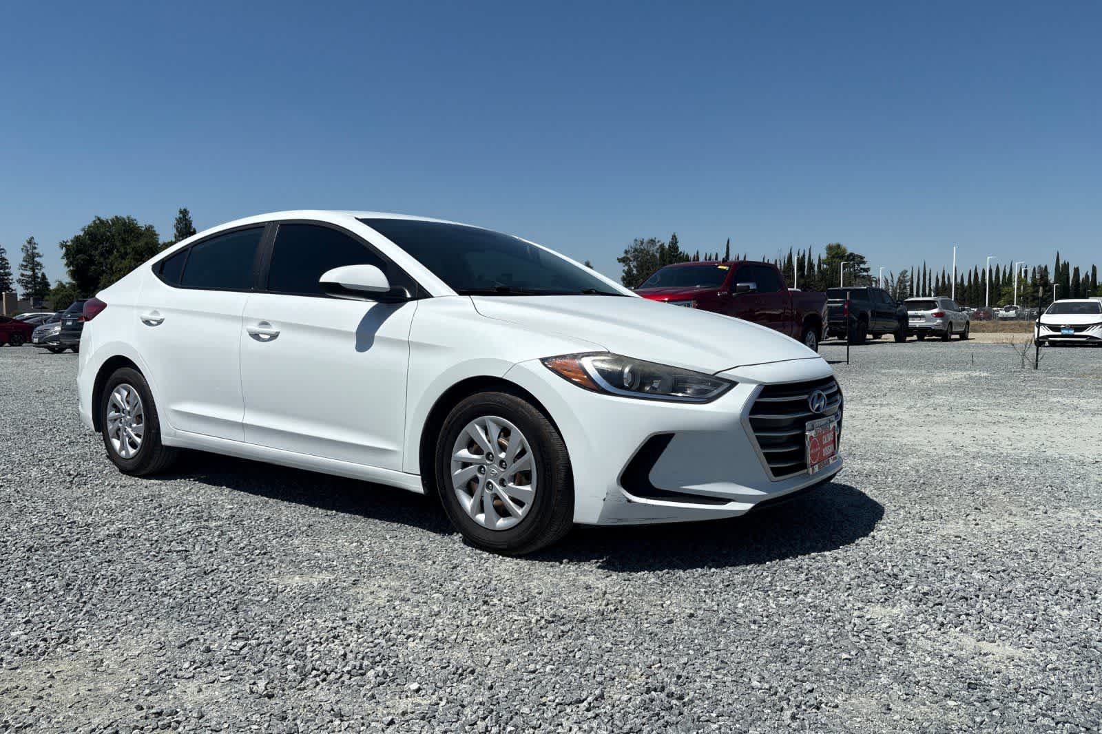 Thumbnail: 2017 Hyundai Elantra - 10