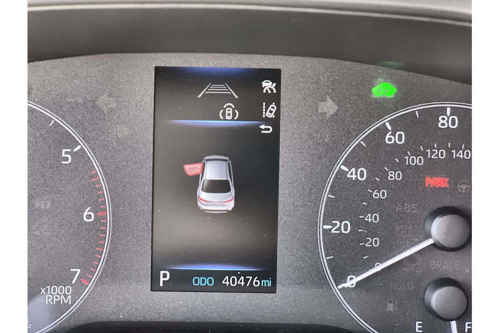 Thumbnail: 2023 Toyota Corolla - 32