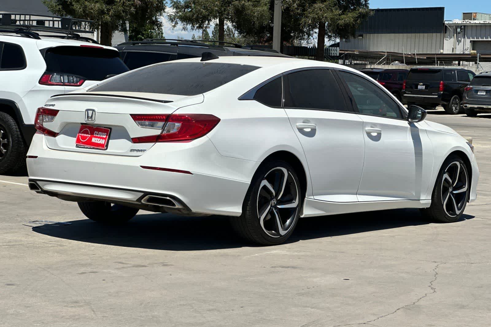 Thumbnail: 2022 Honda Accord - 3