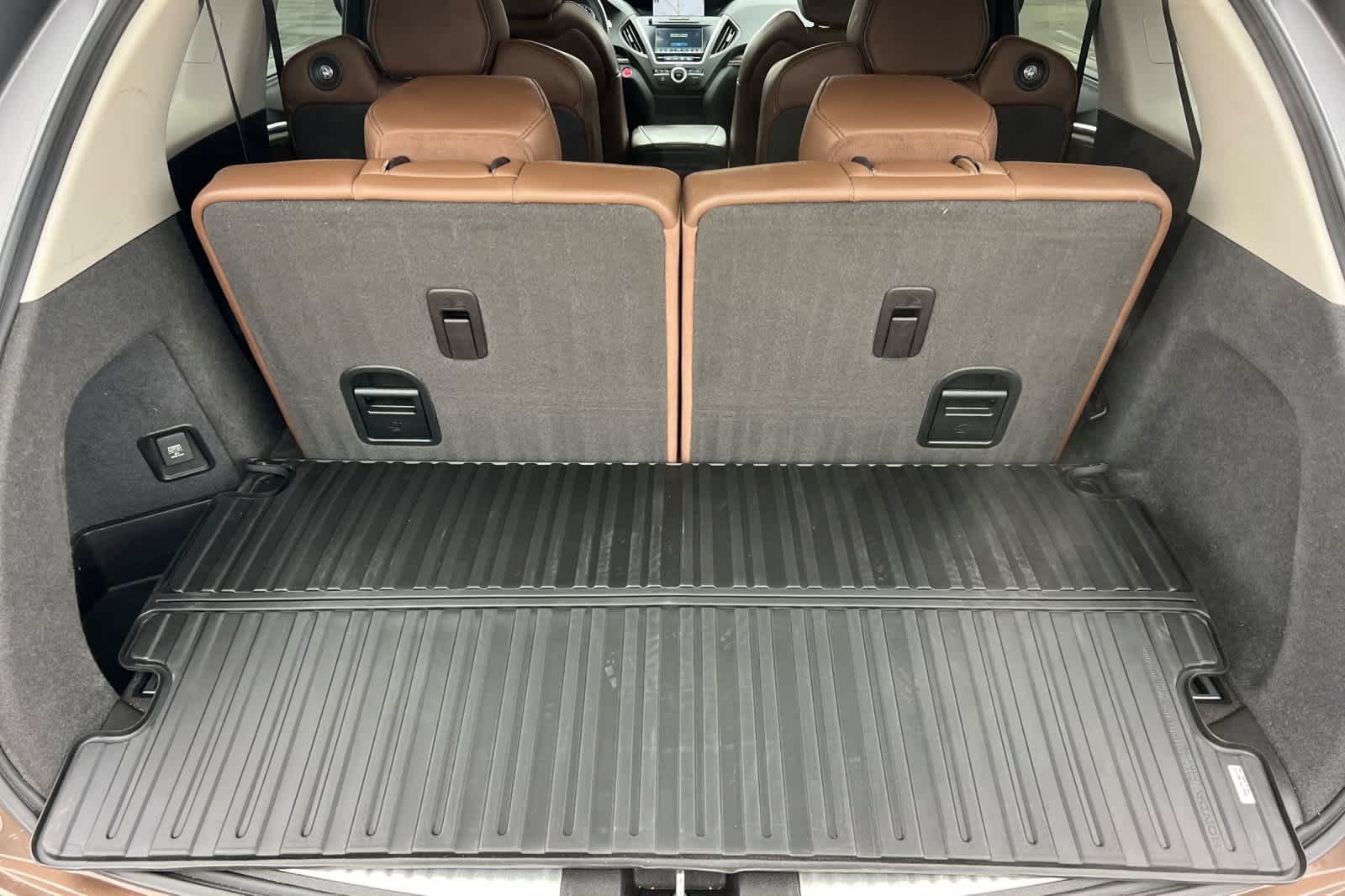 Thumbnail: 2019 Acura MDX - 17