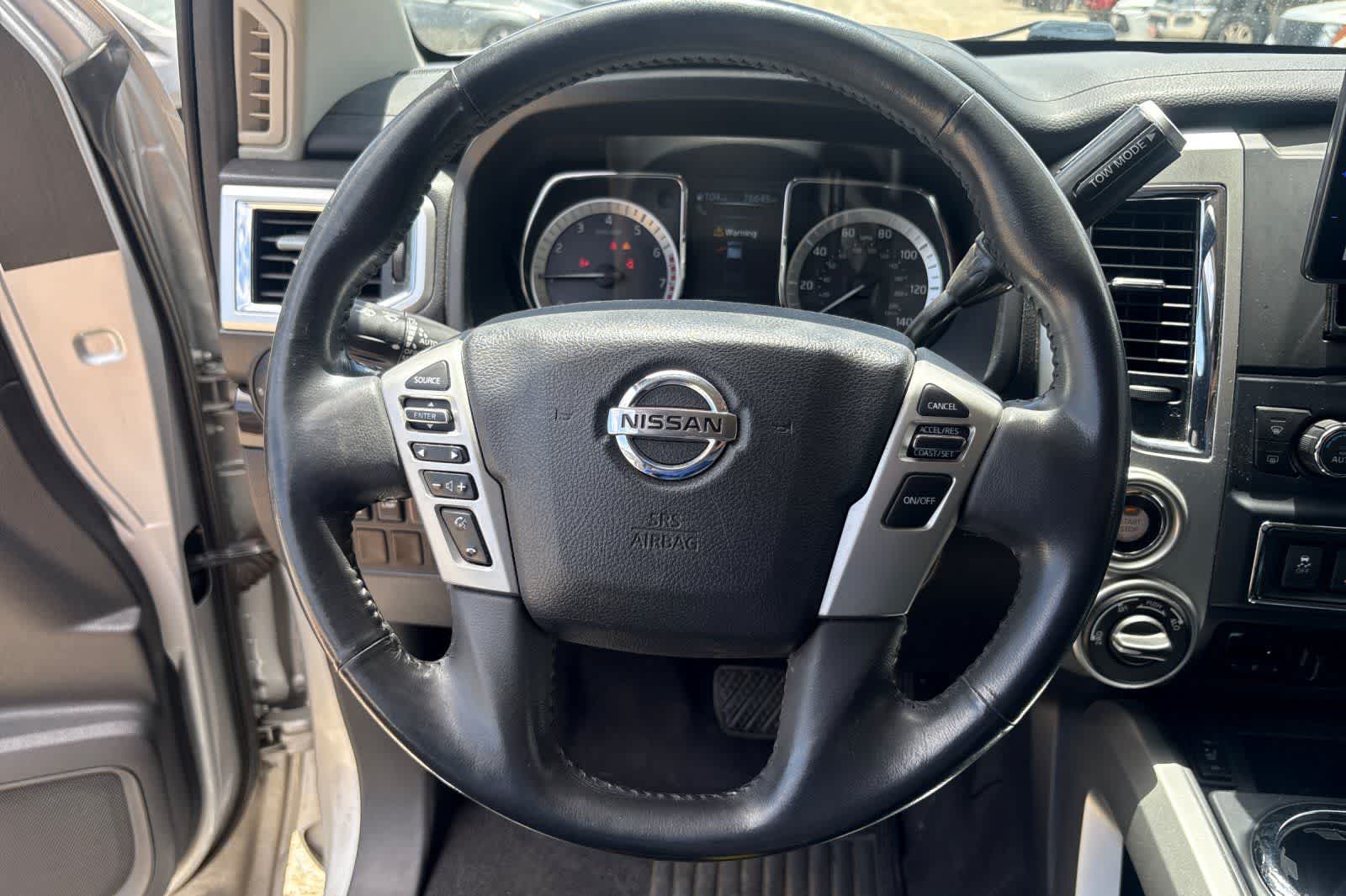 Thumbnail: 2017 Nissan Titan - 23