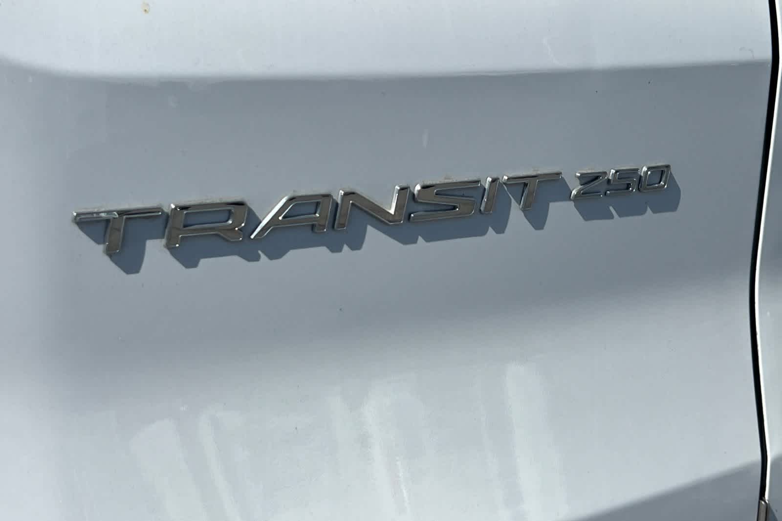 Thumbnail: 2019 Ford Transit Series - 15