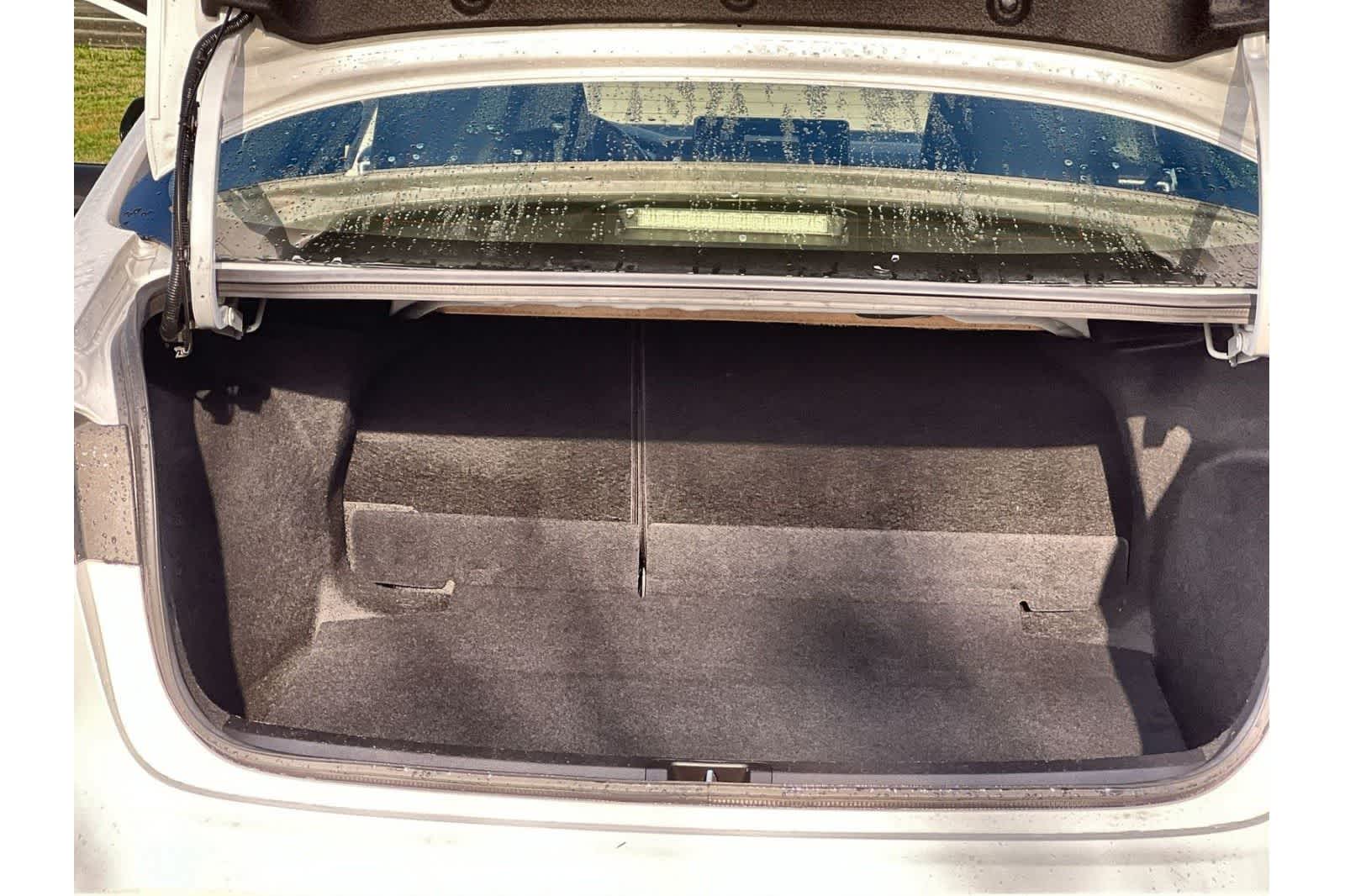 Thumbnail: 2023 Toyota Corolla - 21