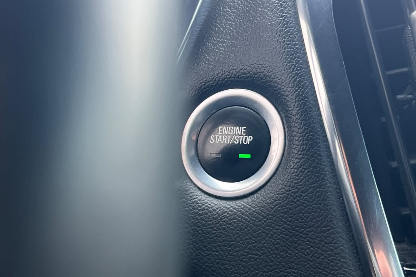 Thumbnail: 2023 Chevrolet Traverse - 26