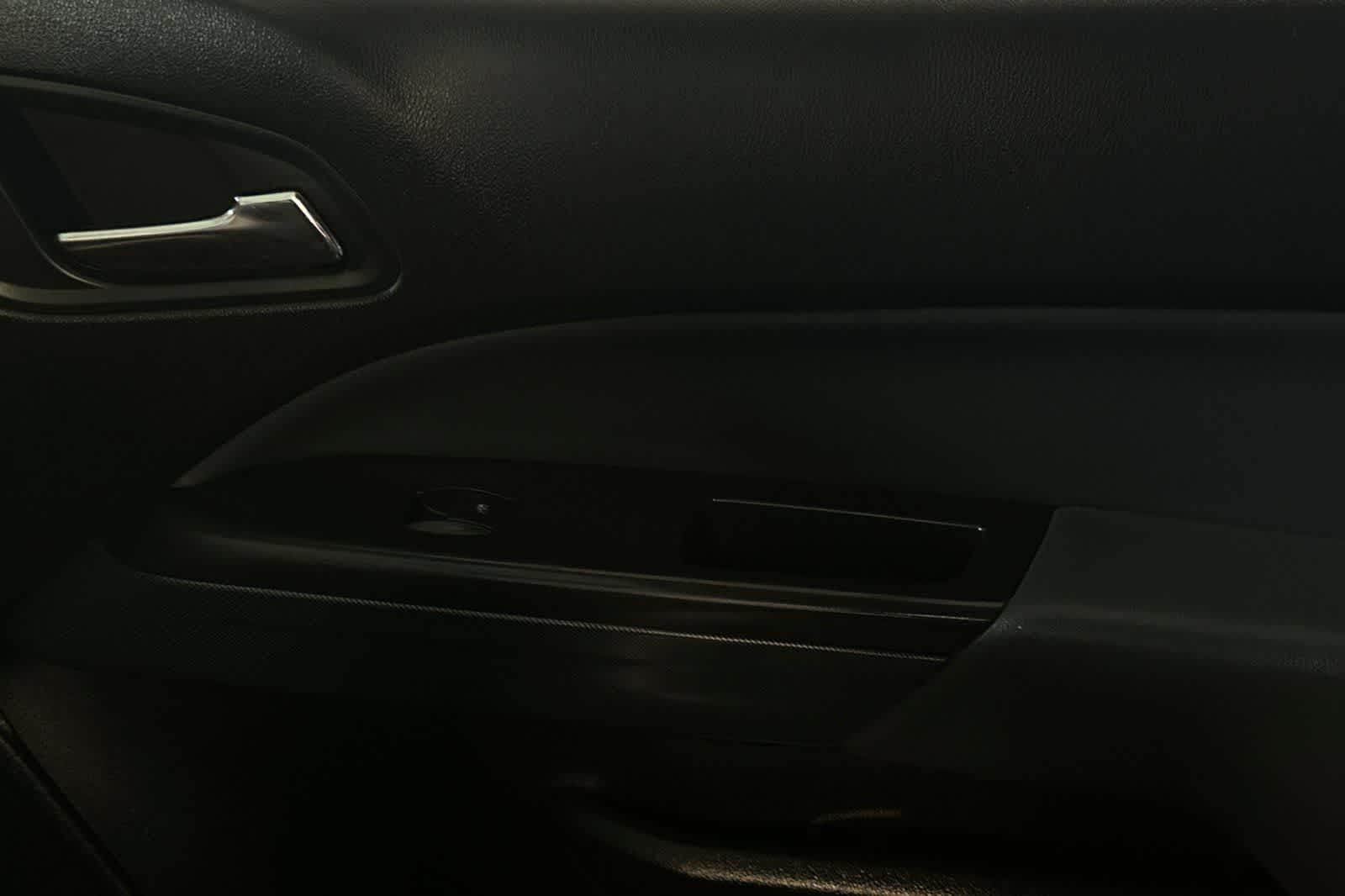 Thumbnail: 2019 Chevrolet Colorado - 19