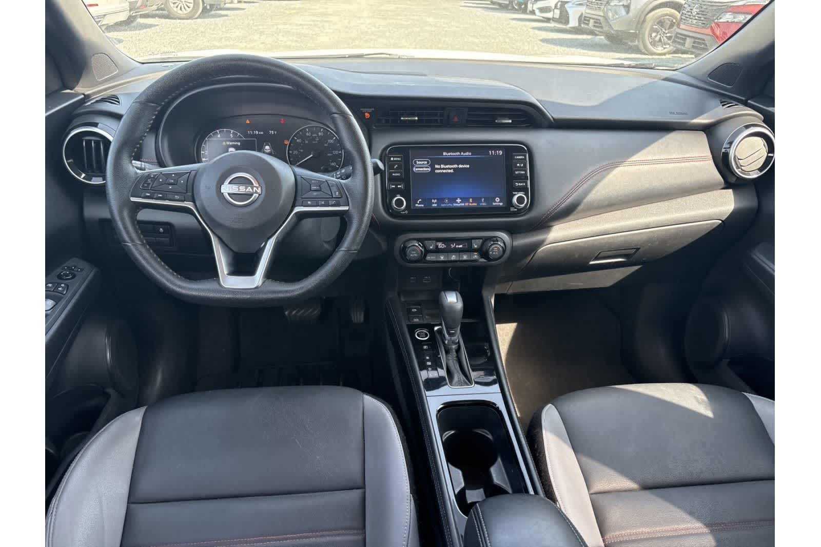 Thumbnail: 2023 Nissan Kicks - 4