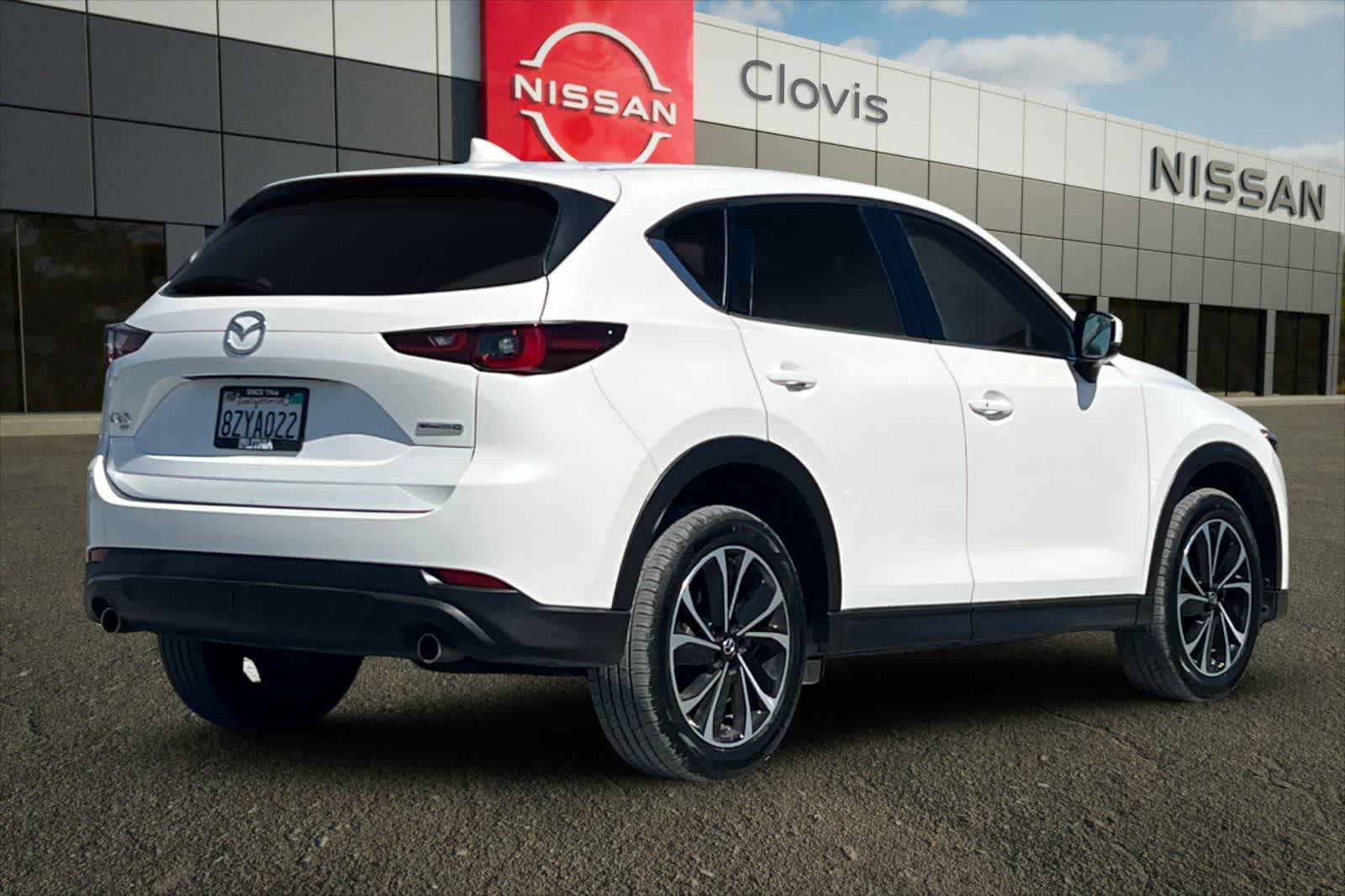 Thumbnail: 2022 Mazda CX-5 - 2
