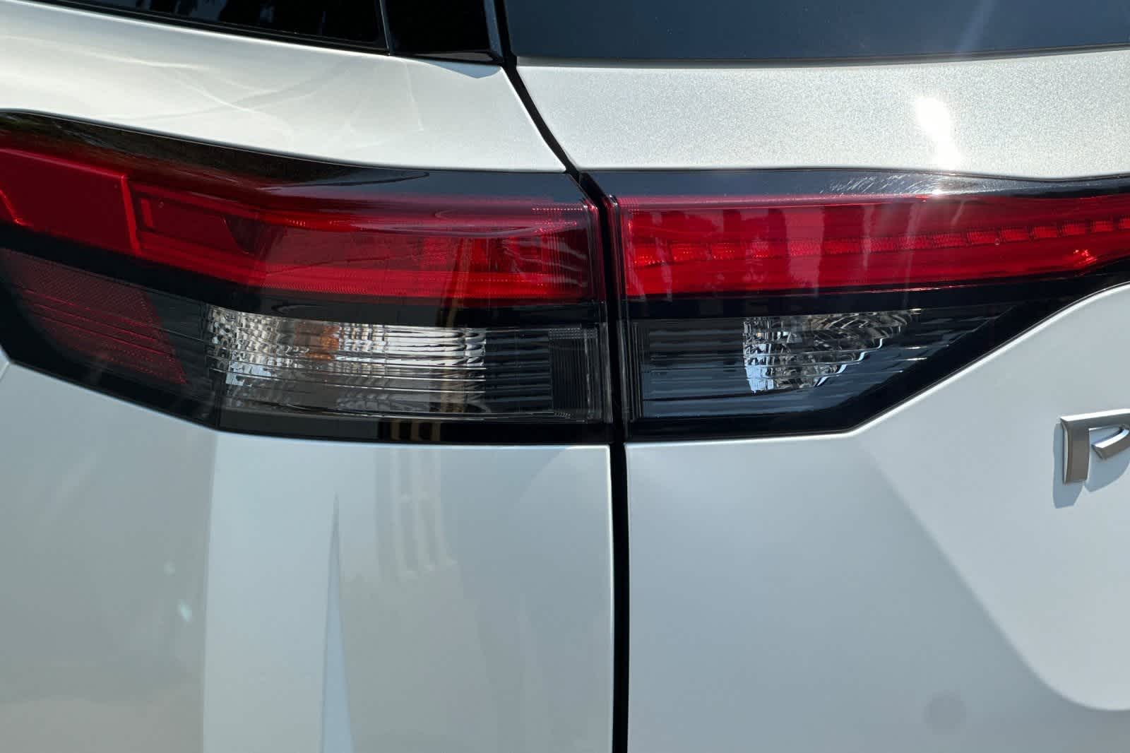 Thumbnail: 2025 Nissan Pathfinder - 17