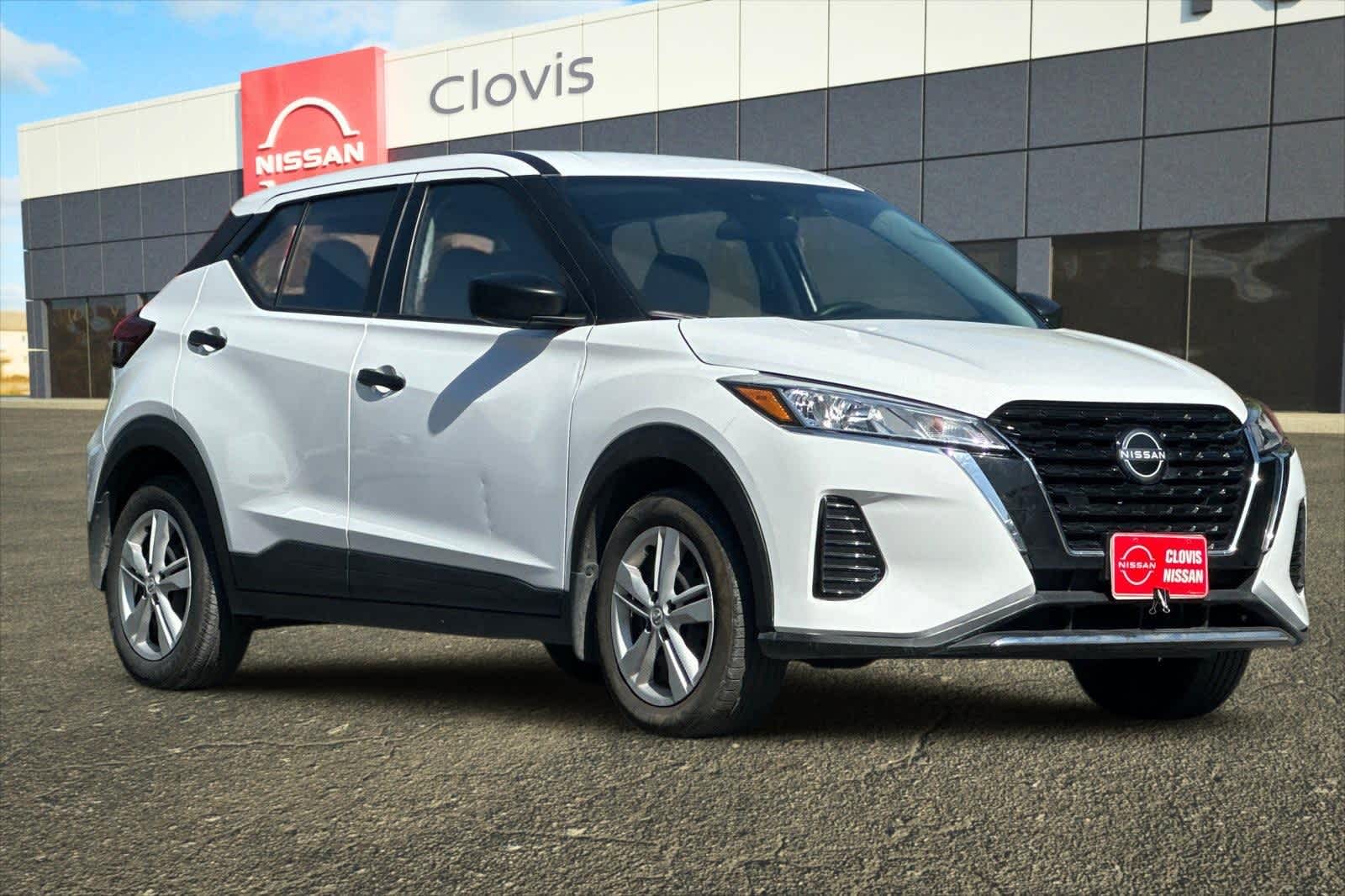 2023 Nissan Kicks S 10