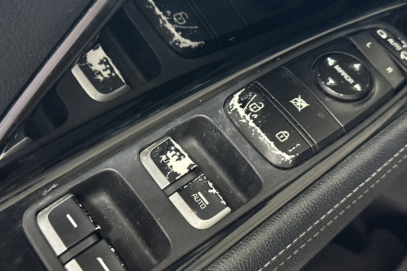 Thumbnail: 2018 Kia Niro - 16