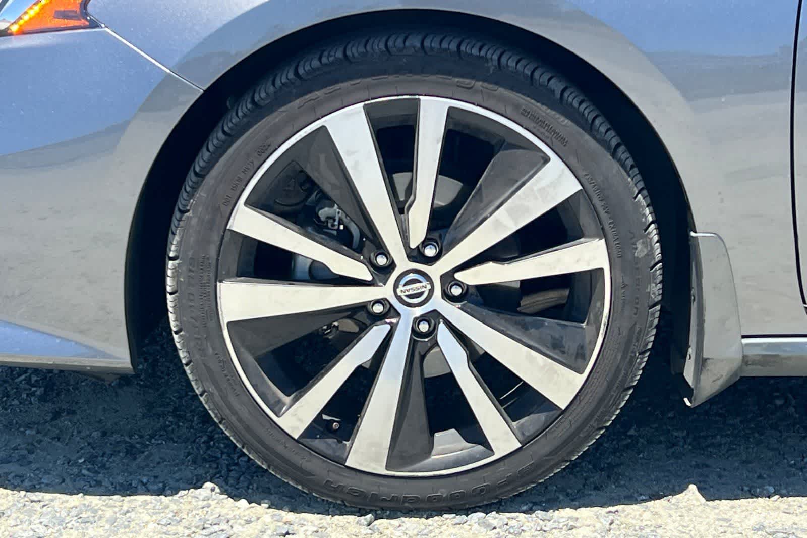 Thumbnail: 2020 Nissan Altima - 12