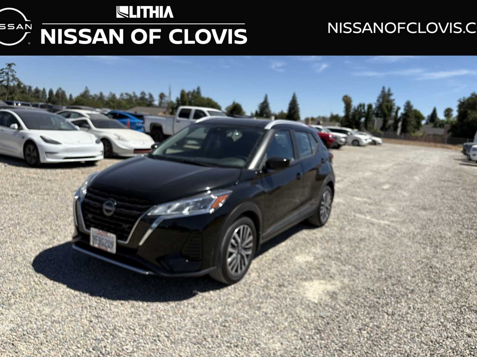 Thumbnail: 2023 Nissan Kicks - 1