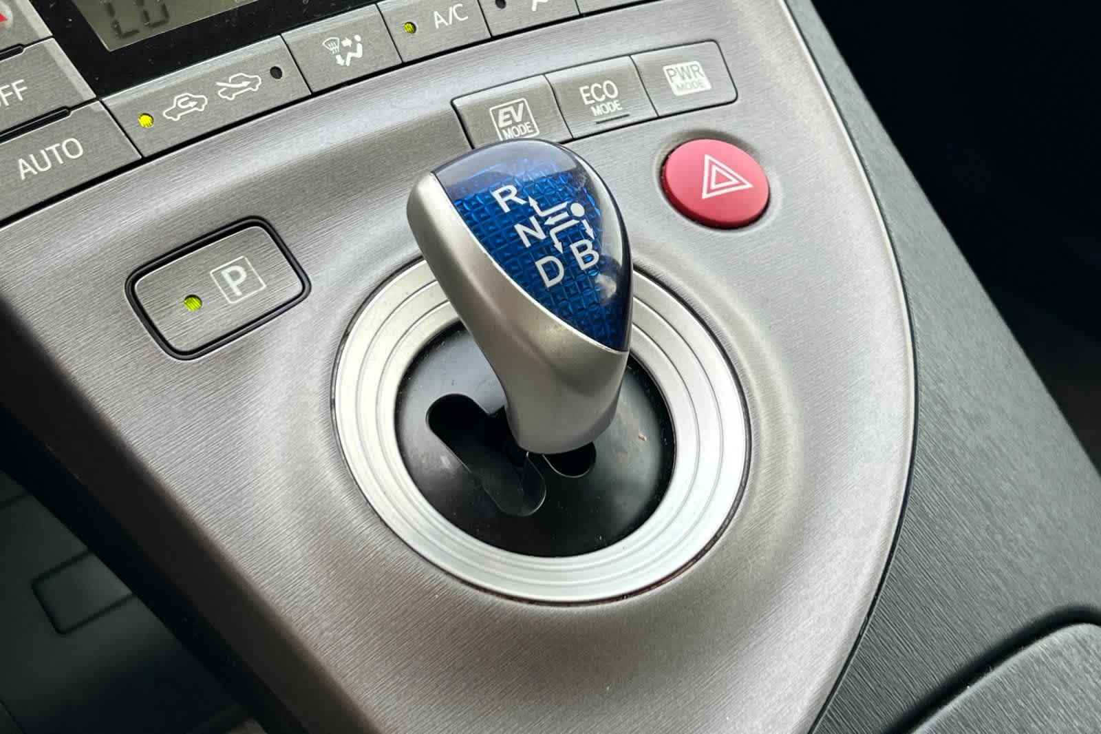 Thumbnail: 2013 Toyota Prius - 22