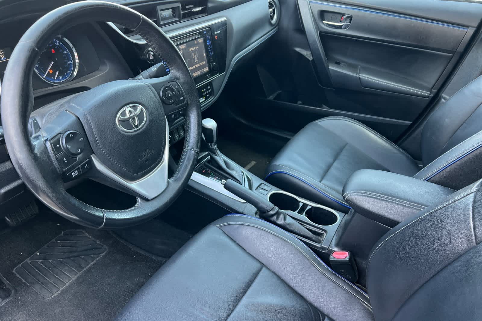 Thumbnail: 2017 Toyota Corolla - 14
