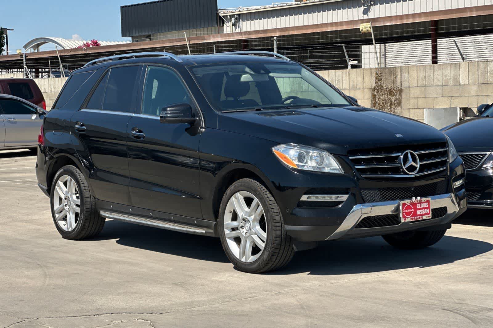 Thumbnail: 2015 Mercedes-Benz M-Class - 10