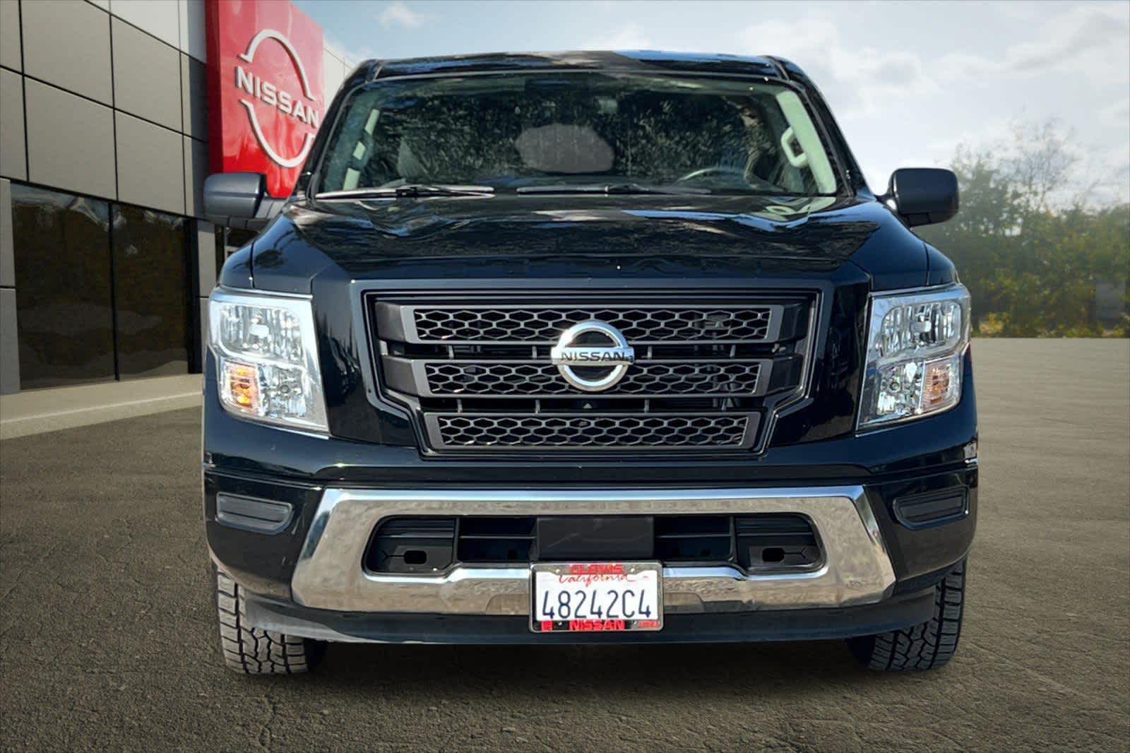 Thumbnail: 2022 Nissan Titan - 11