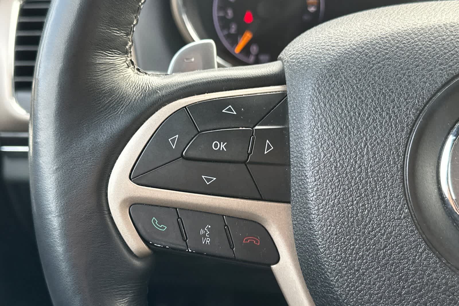 Thumbnail: 2015 Jeep Grand Cherokee - 31