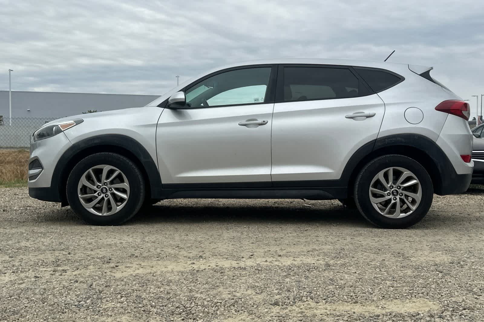 Thumbnail: 2017 Hyundai Tucson - 6