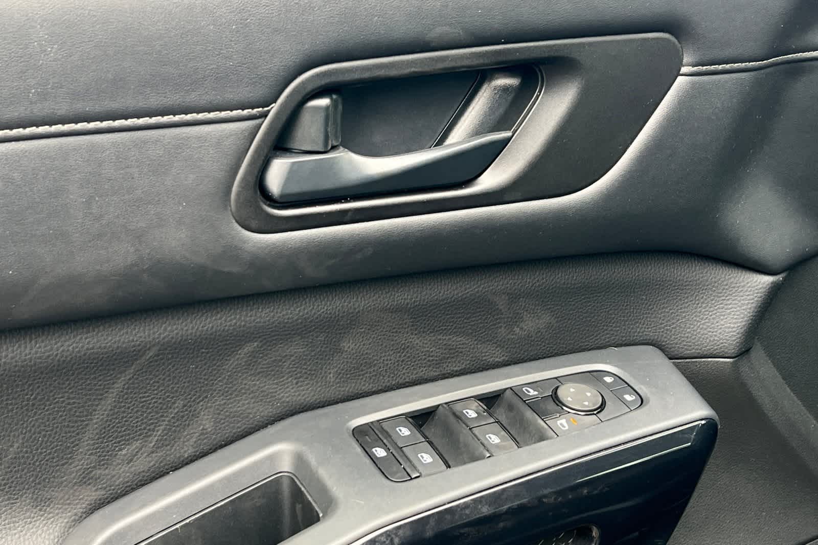 Thumbnail: 2024 Nissan Pathfinder - 13