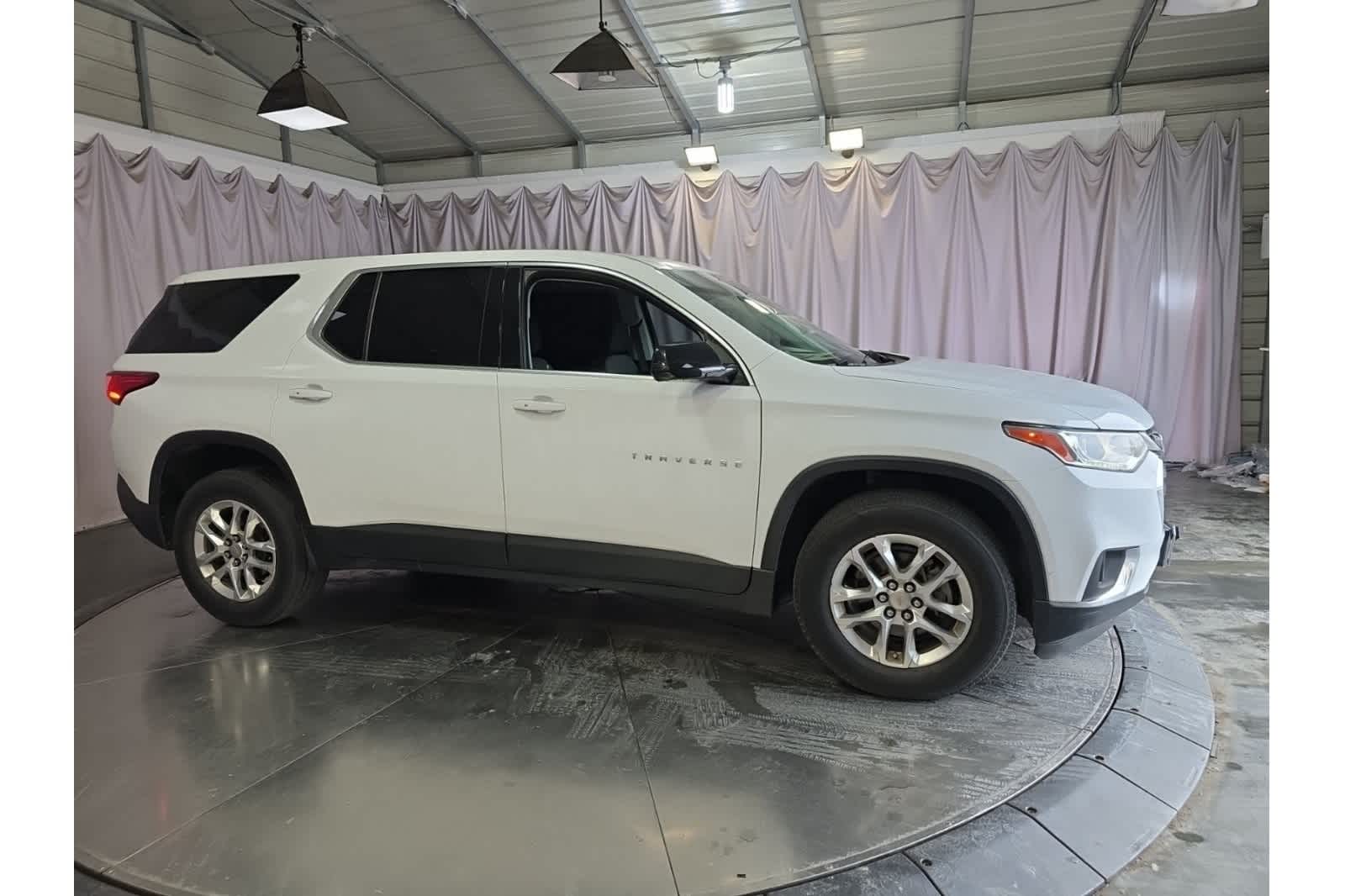 Thumbnail: 2020 Chevrolet Traverse - 7