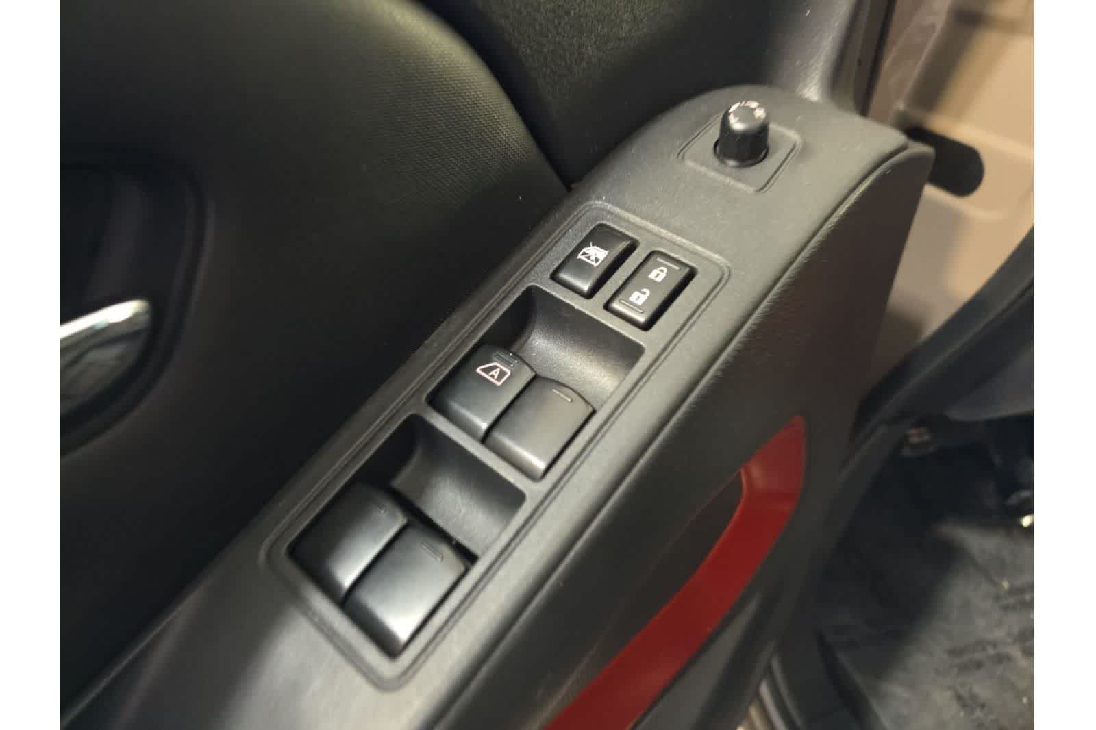 Thumbnail: 2023 Nissan Frontier - 21