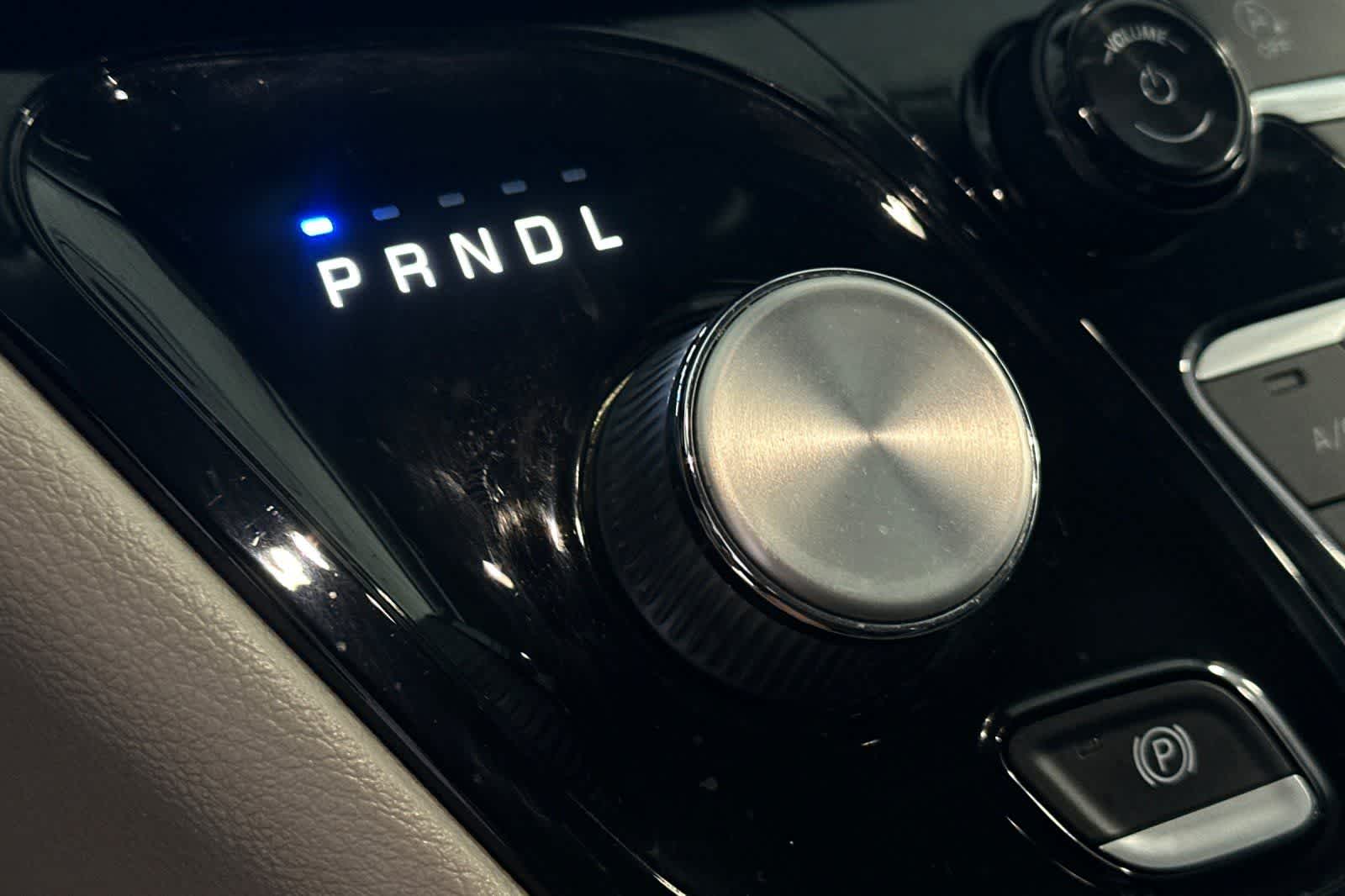 Thumbnail: 2022 Chrysler Pacifica - 28