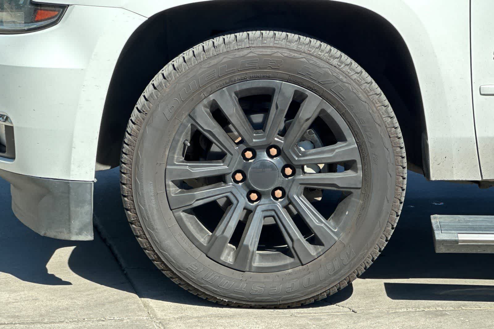 Thumbnail: 2015 Chevrolet Suburban - 12