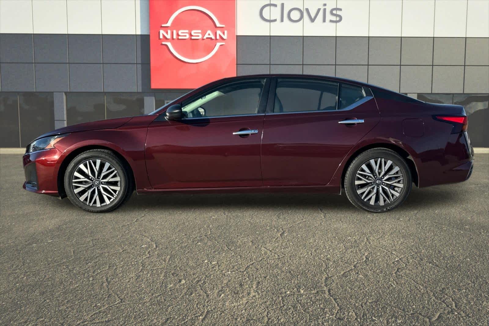 Thumbnail: 2024 Nissan Altima - 6