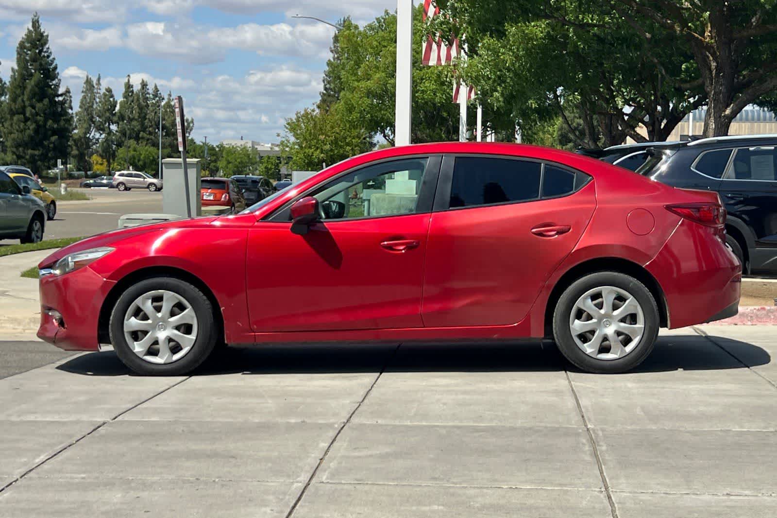 Thumbnail: 2018 Mazda Mazda3 - 6