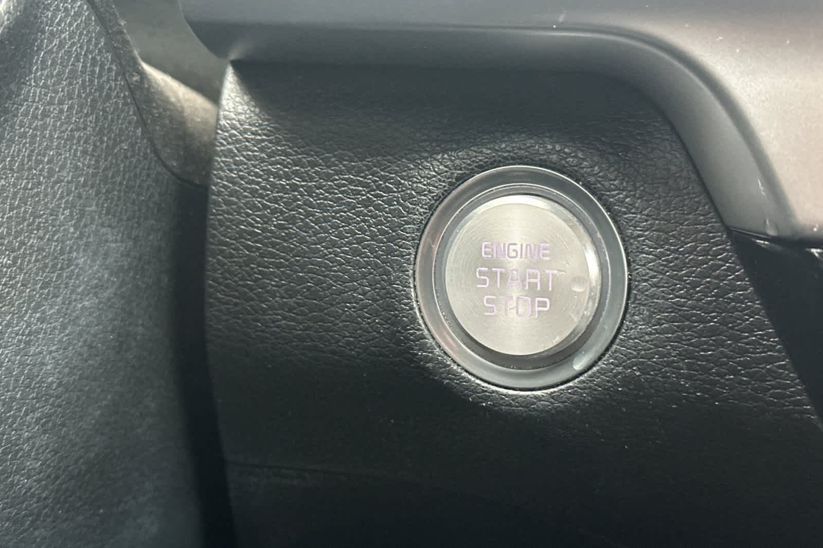 Thumbnail: 2020 Kia Telluride - 28