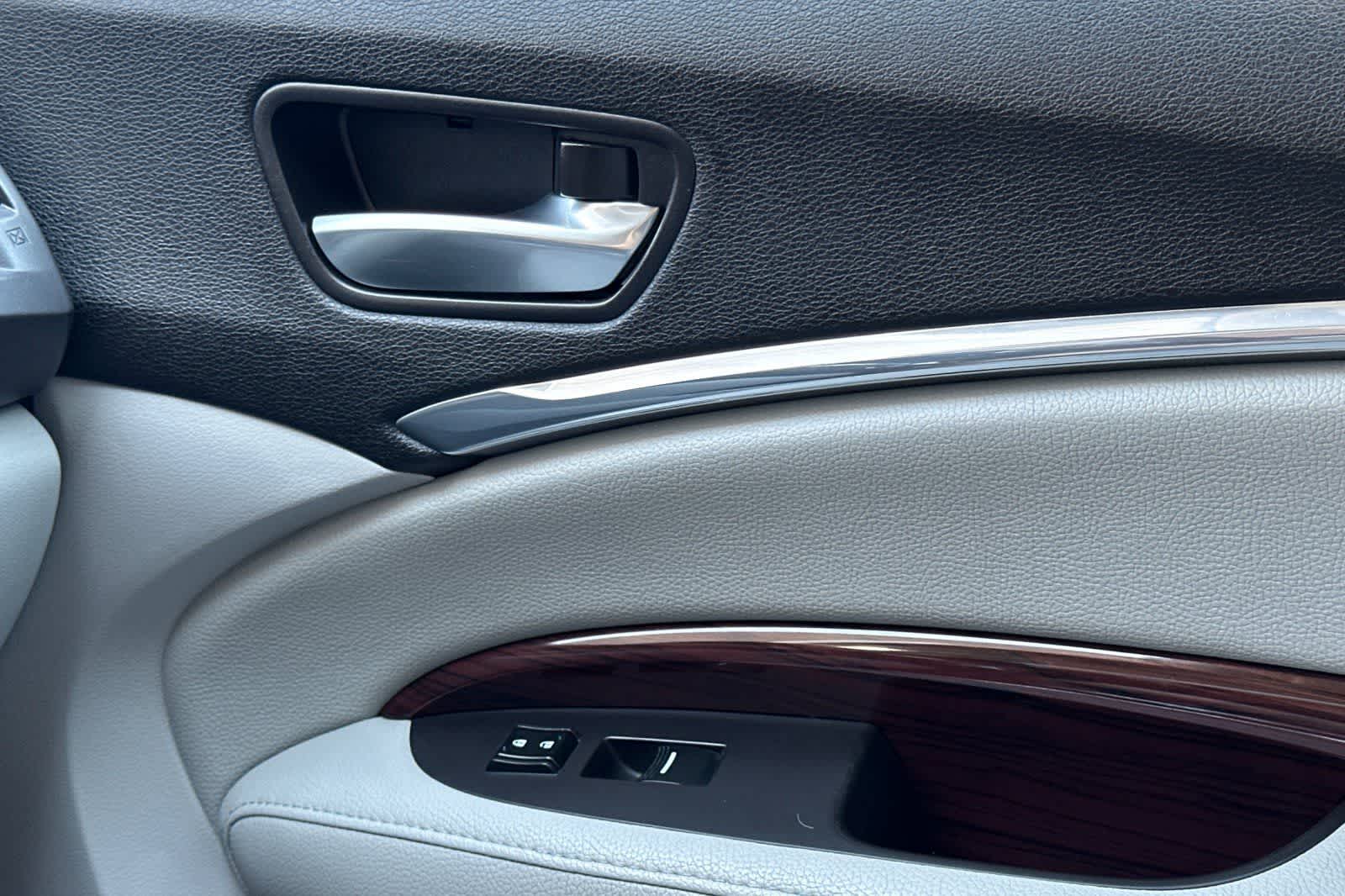 Thumbnail: 2014 Acura MDX - 22