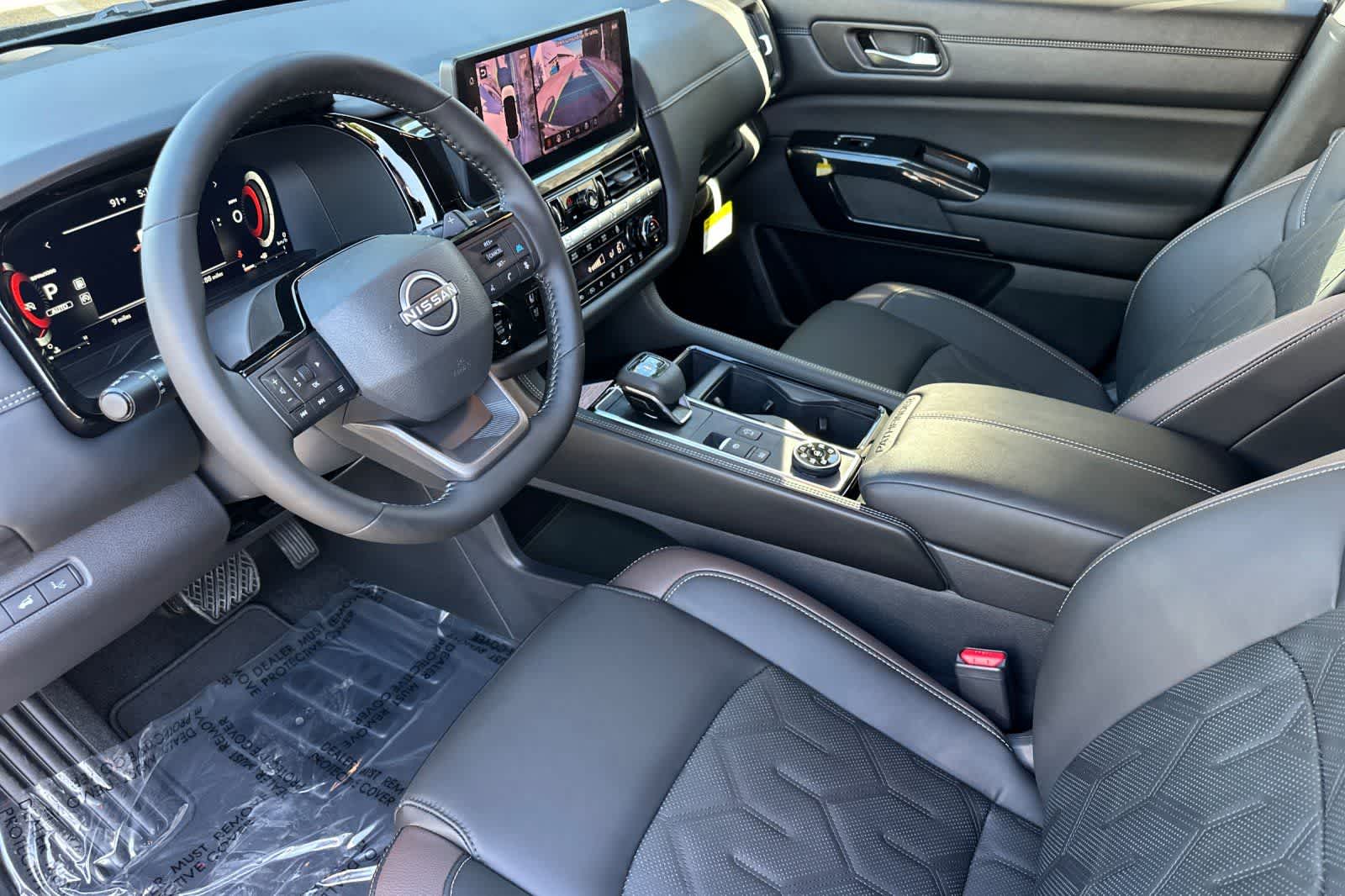 Thumbnail: 2026 Nissan Pathfinder - 12