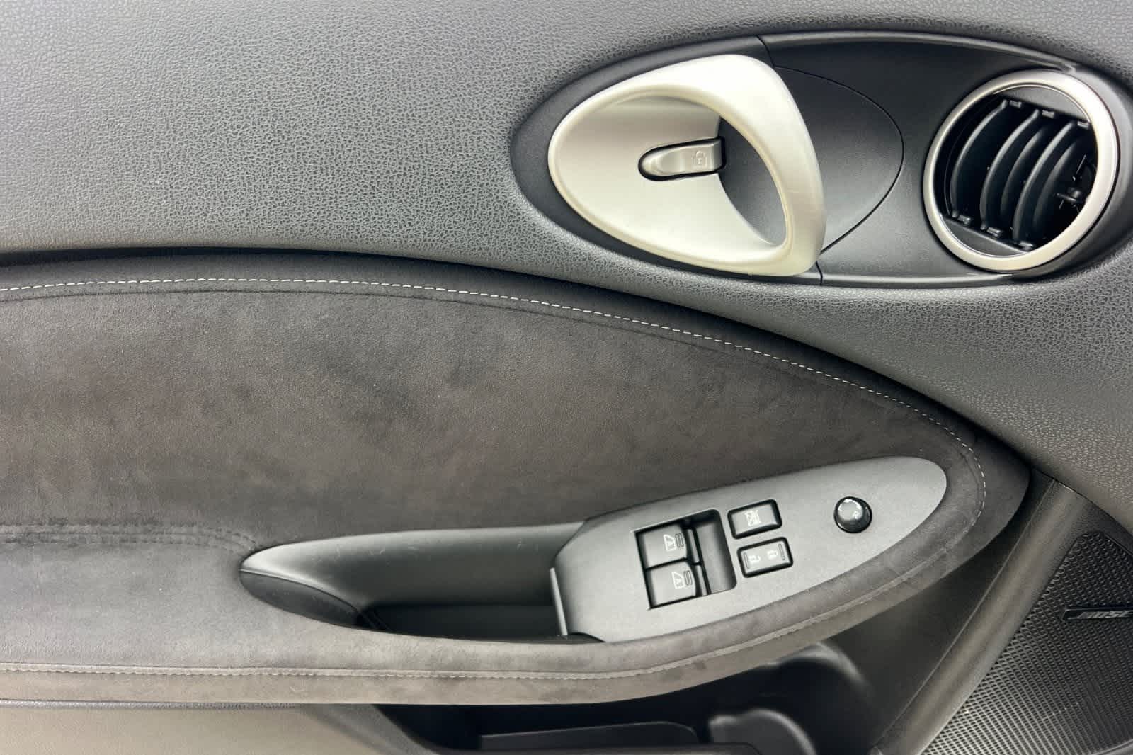 Thumbnail: 2015 Nissan Z - 12