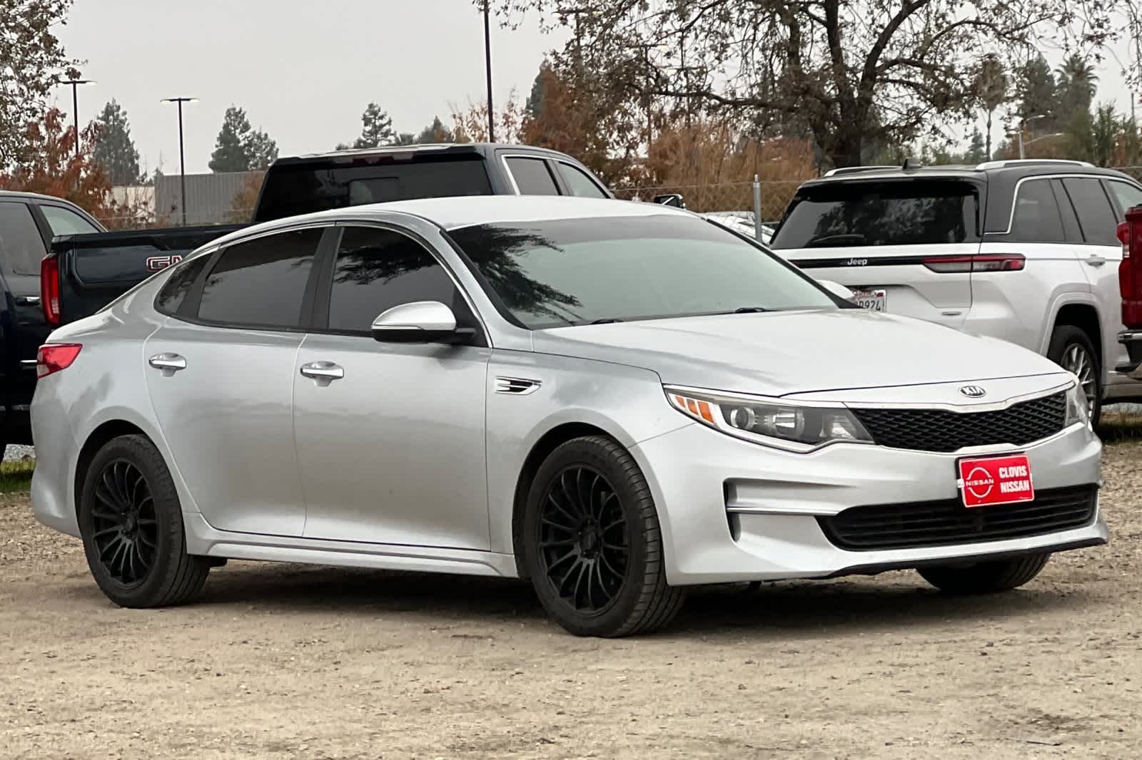 Thumbnail: 2016 Kia Optima - 10