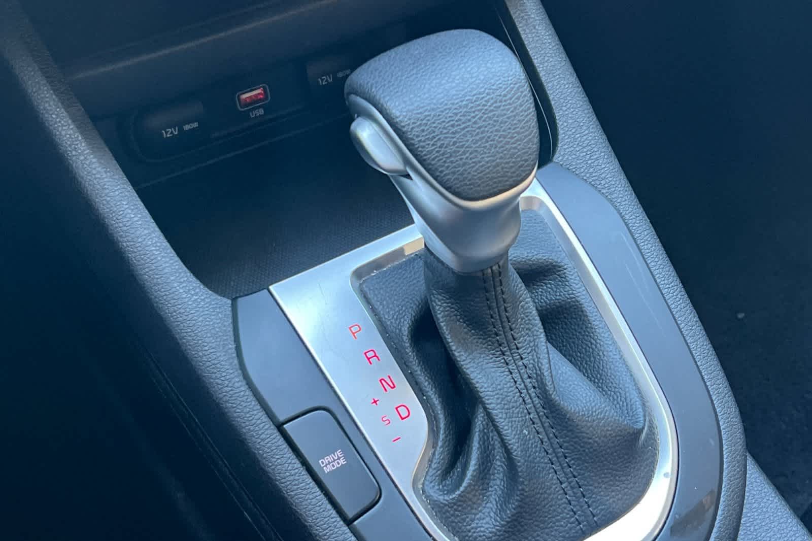 Thumbnail: 2023 Kia Forte - 24